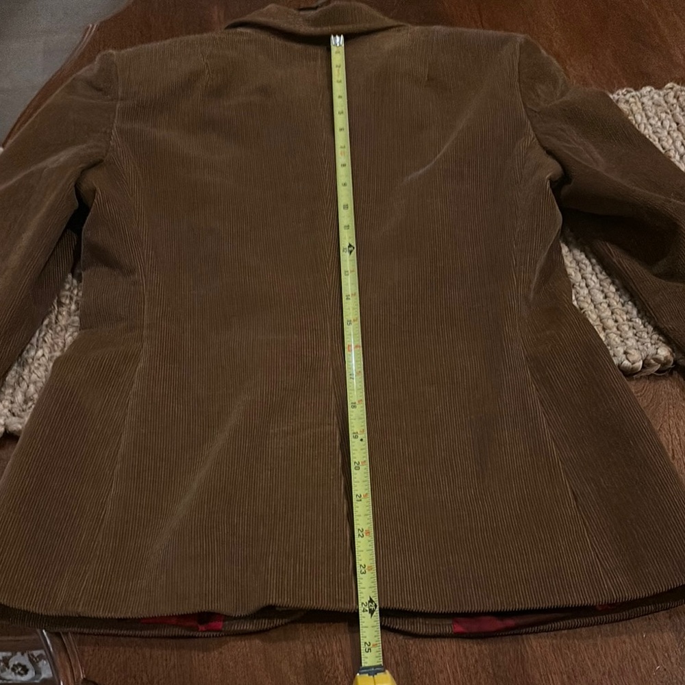 Dolce & Gabbana Brown Blazer with Red Lining - Picture 12 of 16